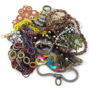 Costume Jewelry 4 lbs Lot Vintage Modern Wearable